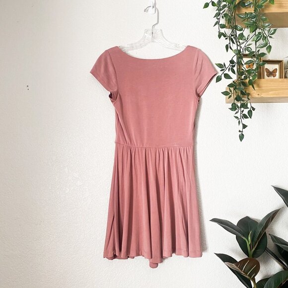 🦋  URBAN OUTFITTERS Pink Cupro Square Neck Romper Small UO Playsuit Girly Boho - Picture 4 of 4